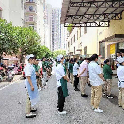 火灾不留情，预防要先行 ——记黄石区域葛店购物广场消防安全演习培训