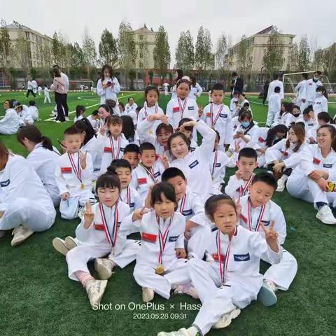 金葵花幼儿园《中国航天梦》     幼小二班篇