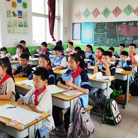 院堡镇中心小学防溺水安全教育进行中