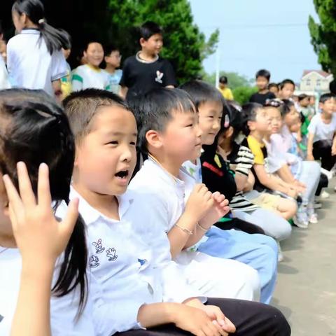 幼小衔接走进小学，童心同行共同成长——泉塘镇建国幼儿园“走进小学”体验活动