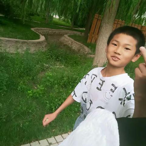 《我不是幸运而是教子有方》学校：郭家堡中学，年级：四年级，学生：苏龙，指导老师：张文新，时间2023年6月30