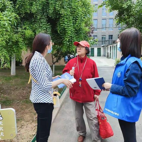 “珍爱生命，远离邪教”—大明湖街道舜井社区开展反邪教宣传活动