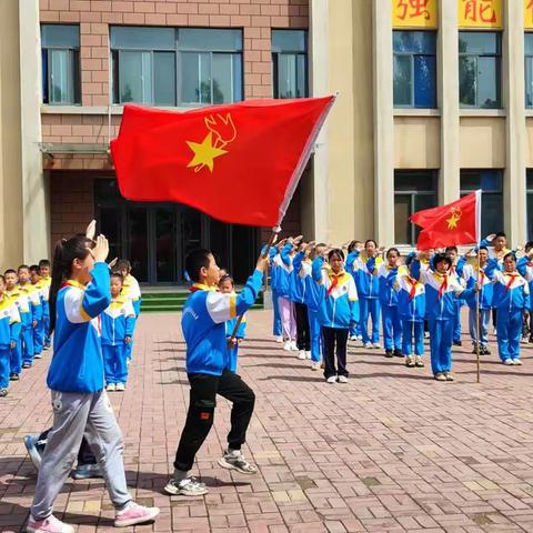 “学习二十大，争做好队员”——三唐乡中心小学庆六一首批入队仪式圆满结束