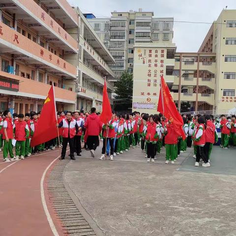 情系敬老院，春日送温暖 ——记梅花镇中学走进敬老院活动