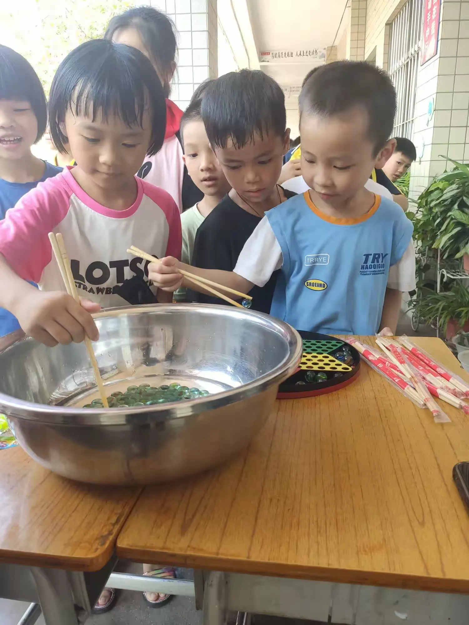 简篇-“快乐童心,放飞梦想”——素龙小学庆祝国际“六一”儿童节