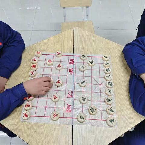 22秋汽修班3月象棋比赛