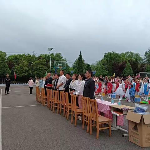 寺底寄小（幼儿园）庆六一文艺汇演暨表彰大会活动