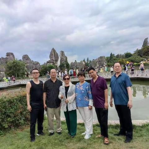 2023年7月上旬战友6人云南行