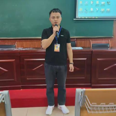 经验共享促教学，提质增效绽芳华——记加乐中心学校数学组主题式教研教学沙龙活动