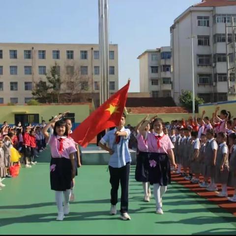 “经典相伴，诗意童年”昌安学校五月艺术月暨庆“六一”文艺展演