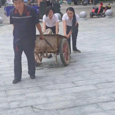 万顺城市商业广场项目部五月份的工作点滴（副本）