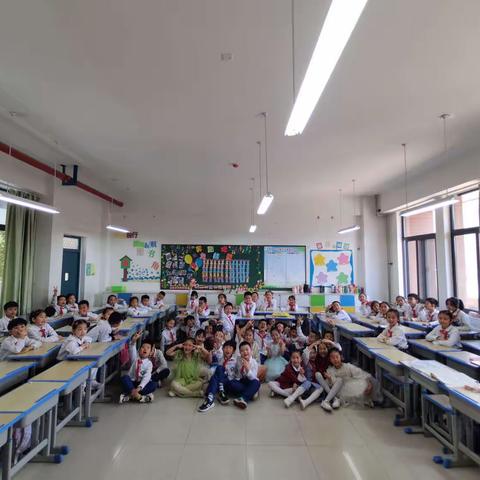 渭河小学二年级四班庆祝六一儿童节