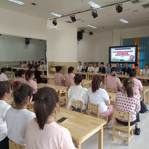 百舸争流千帆竟渡                                  同台亮相大展风姿