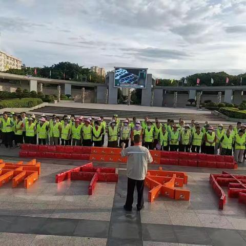 粽叶飘香五月五，浓情端午送祝福