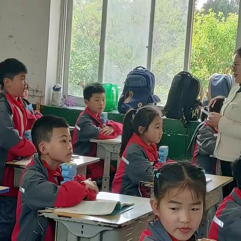 立德树人思政引领，提质铸魂为党育才