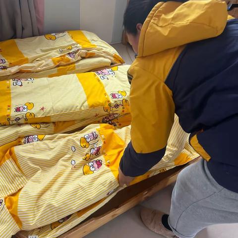 依冉幼儿园创文巩卫活动