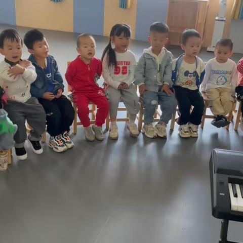 张青口幼儿园小班一周总结