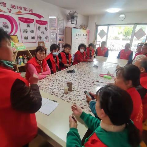 《康伴计划一一与你同行》任港街道黎明社区舞动阳光志愿服务队5月份活动集锦。