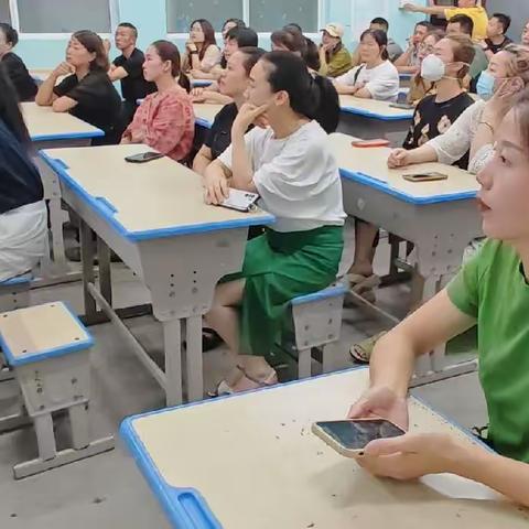 并肩携手，聚新启航一一柘荣实小四年4班秋季家长会