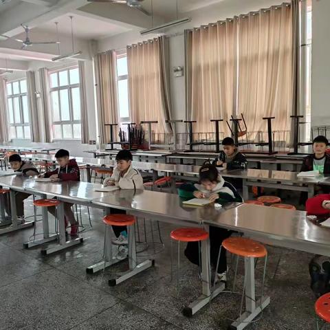 幸福的人的简篇