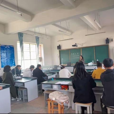 同学同研，共学共长