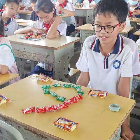 童心和天真，不止是童年限定                 --良江镇中心小学