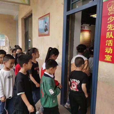 文典小学少先队“争做新时代好队员      新队员入队仪式”系列活动