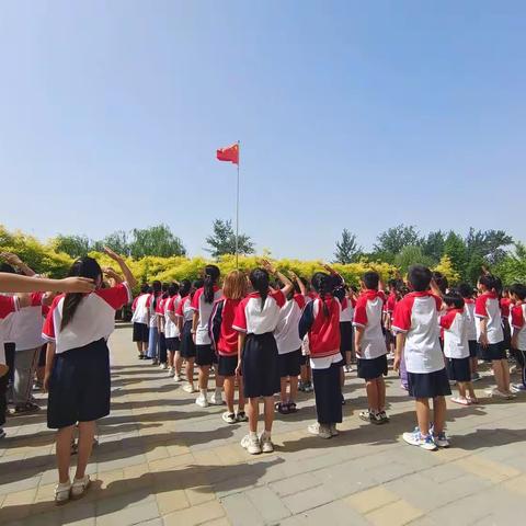 徐水区漕河镇第一小学“学习二十大，争做好少年”入队仪式