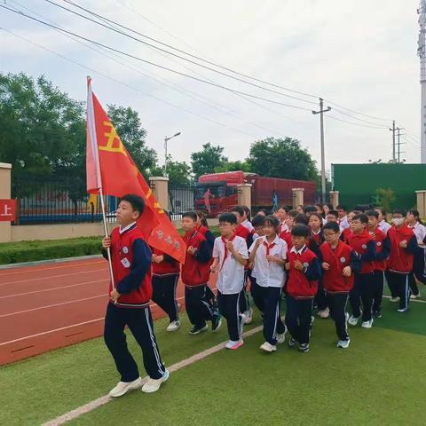 三门峡新时代精英学校五二班第17周周报