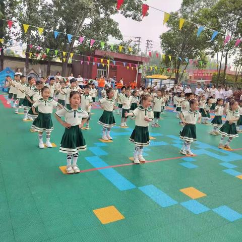 北勋村小学附属幼儿园六一儿童节“大手牵小手”亲子游戏活动