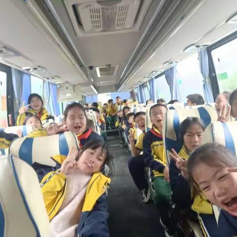 铜仁坝黄民族小学五（3）班九龙洞“自然科普·知行合一”碧江研学活动
