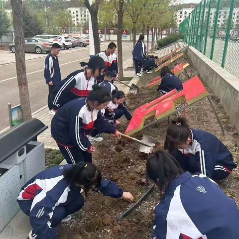 【共建清洁美丽世界】“保护环境 你我做起”———清水河县普通高级中学“世界环境日”主题活动