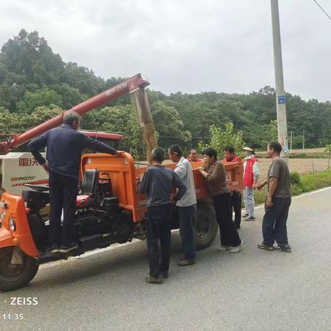 党建引领，乡贤发声一一助帮扶