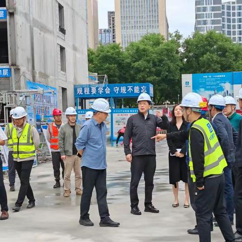 航天基地党工委委员、管委会副主任蒋阳带队踏勘二季度观摩赛部分储备项目