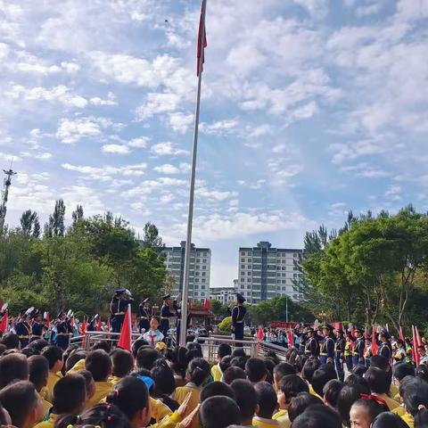 “礼遇小学，筑梦前行”海贝儿幼儿园果果四班幼儿参观小学活动