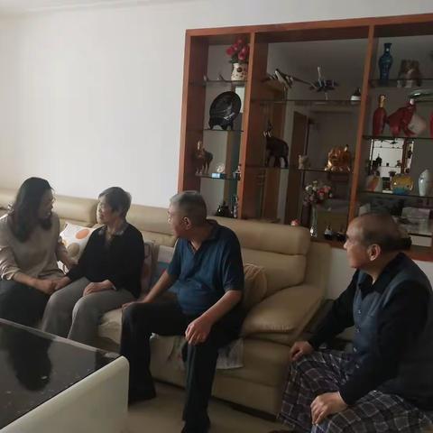 副所长拓红梅到9支部、12支部走访调研