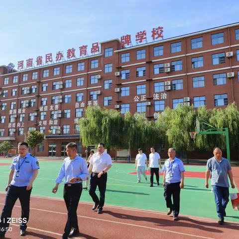 关注食品安全，共建和谐校园  汝州市领导莅临我校检查食品安全工作