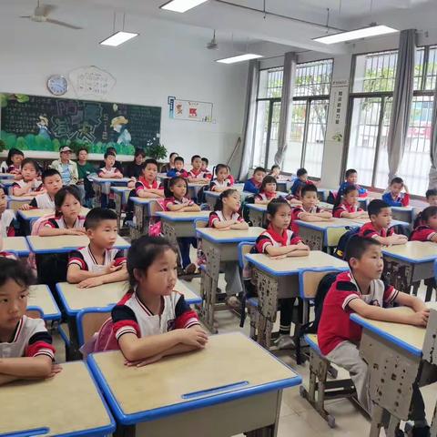 关注爱眼护眼，共筑“睛”彩未来——熙春路逸夫小学126班6·6爱眼日家长百科大讲堂