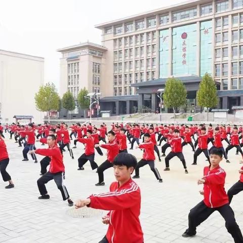 登封市少林友谊学校简介