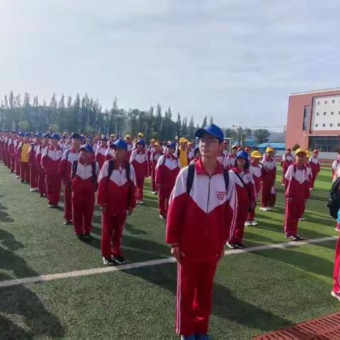 吕梁三中2211班远足活动