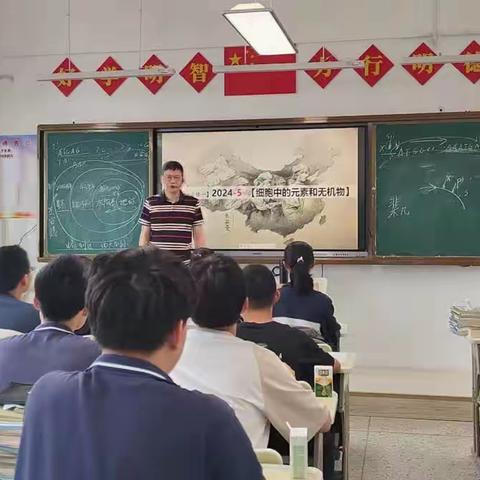 【新时代学生心目中的好老师】传道授业育芳华，回首只闻桃李香——记南丰一中张献国老师