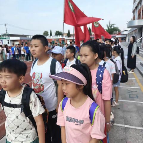 百花争“研” “学”海无涯——怀仁市城镇第二小学开展学生研学旅行实践活动