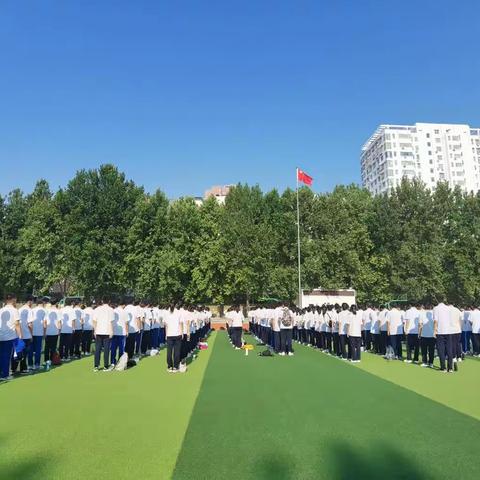 军训强体魄  汗水致青春——濮阳经济技术开发区实验学校政和初中九年级军训纪实