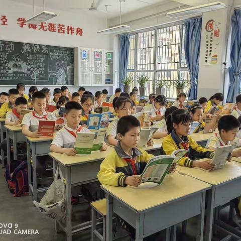 “少年辛苦终事成，莫向光明惰寸功。”——天水市建设路第三小学五年级三班“创建书香校园”活动纪实