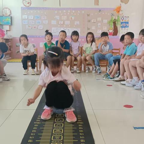 青龙湖镇上万幼儿园大二班