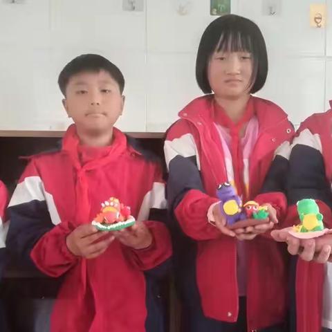 来集镇中心小学粘土作品展示