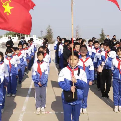 清明祭英烈 传承正当时 ——郭家庄小学清明节烈士陵园扫墓活动纪实