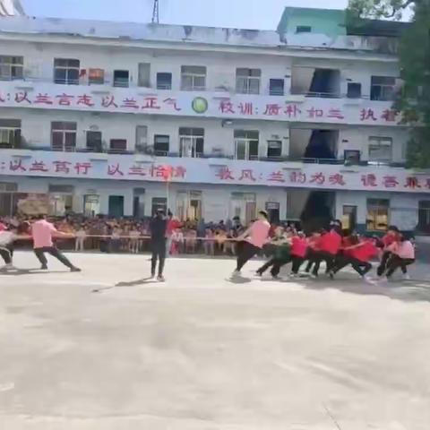 “阳光形象展风采  巾帼英姿别样红” ----记归义镇罗平小学庆祝三八妇女节活动