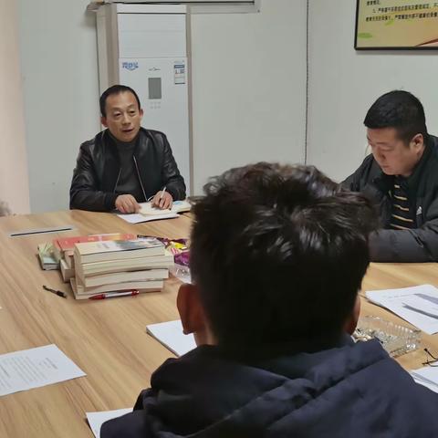 新年伊始，勿忘初心。太华路街道石家街社区开展2022年社区工作者述职暨民主测评会议