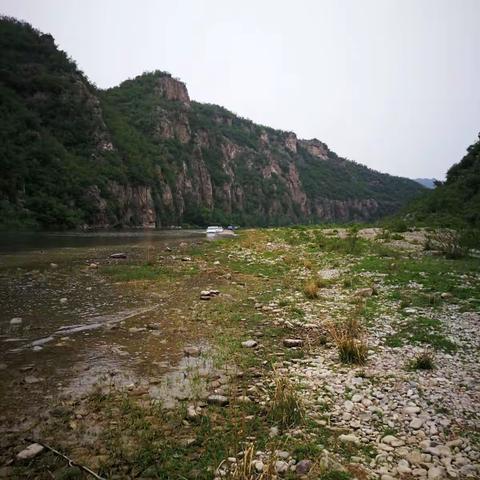 太行东麓，淇水之滨，矗立着一座充满活力、生态宜居的新城—鹤壁市淇滨区